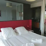 Le Saint Nazaire - Les Balcons De La Cité Carcasona