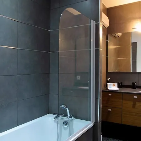 Le Saint Nazaire - Les Balcons De La Cite * Carcassonne